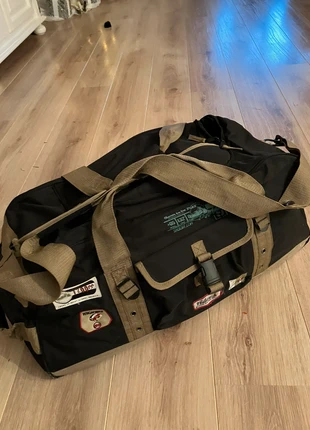 Reistas weekendtas met schouderband, merk: geen idee, staat: Nieuw zonder prijskaartje, € 6,50, € 7,53 inclusief Kopersbescherming