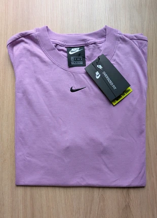 T-shirt Nike Oversized Fit rose taille XS – neuf avec étiquette, brand: Nike, condition: New with tags, size: XS / 34 / 6, €20.90, €22.65 includes Buyer Protection