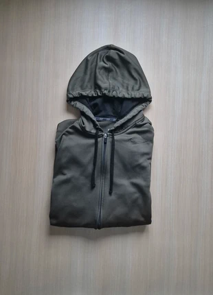 Veste zippée Nike Therma-fit kaki logo brodé 
- Taille L, marke: Nike, zustand: Sehr gut, größe: L, 13,00 €, 14,35 € inklusive Vinted-Käuferschutz