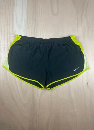 Short court de sport nike noir et jaune fluo dry-fit logo brodé taille XXL, brand: Nike, condizioni: Ottime, taglia: XXL / IT 48 / EU 44, €6.50, €7.53 include la Protezione acquisti Pro