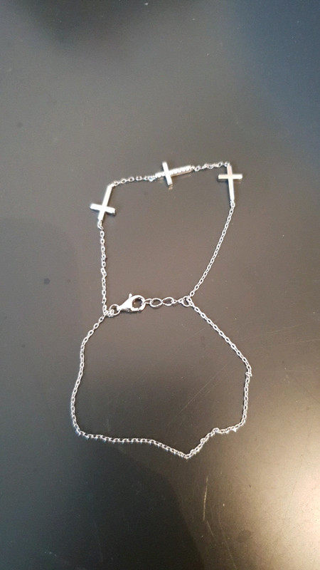Bracelet croix 1