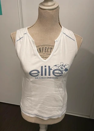 Débardeur Blanc Elite Models Fashion (Taille M) - Col V & Détails Couture Bleue, marque: Elite, état: Très bon état, taille: M / 38 / 10, 3,00 €, 3,85 € Protection acheteurs incluse