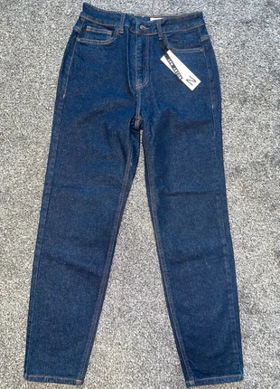 NIEUW, donkerblauwe hight waist dames jeans van Noisy May, maat 27/32 !, marque: Noisy May, état: Neuf avec étiquette, taille: XS / 34 / 6, 12,49 €, 13,81 € Protection acheteurs incluse