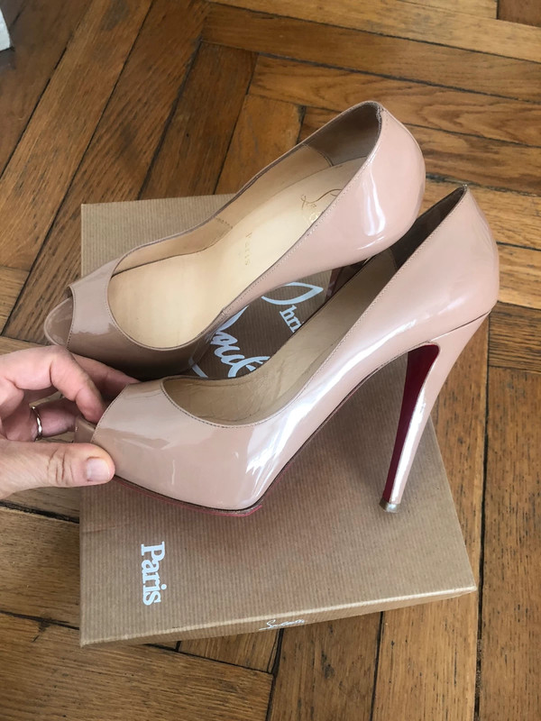 Very priv Louboutin taille 38 Vinted