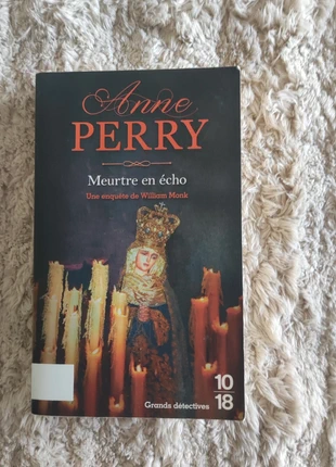 Livre Meurtre en Écho de Anne Perry, staat: Heel goed, € 1,00, € 1,75 inclusief Kopersbescherming