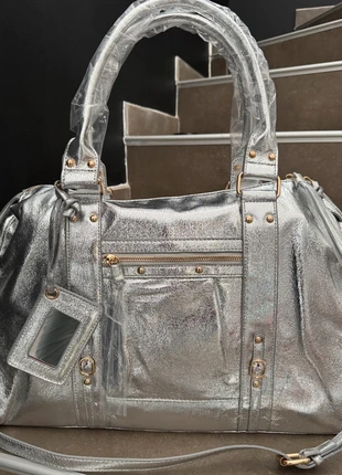 Sac city format A4 XL argenté irisé et détails doré idée cadeau de Noël, brand: Boutique indépendante, condition: Very good, €44.90, €47.85 includes Buyer Protection Pro