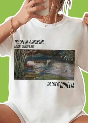 Camiseta Blanca Taylor Swift The Fate Of Ophelia - The Life of a Showgirl Art, marque: Camiseta Blanca Taylor Swift The Fate Of Ophelia -, état: Très bon état, taille: M / 38 / 10, 36,00 €, 38,50 € Protection acheteurs incluse