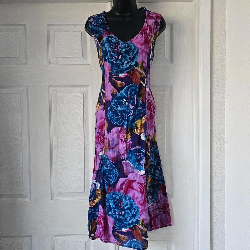 Romantic goth floral 90s midi dress 1