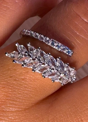 🩶 Bague argent – Cristaux blancs & strass scintillants, brand: Argent, condition: New with tags, size: Adjustable, €10.00, €11.20 includes Buyer Protection