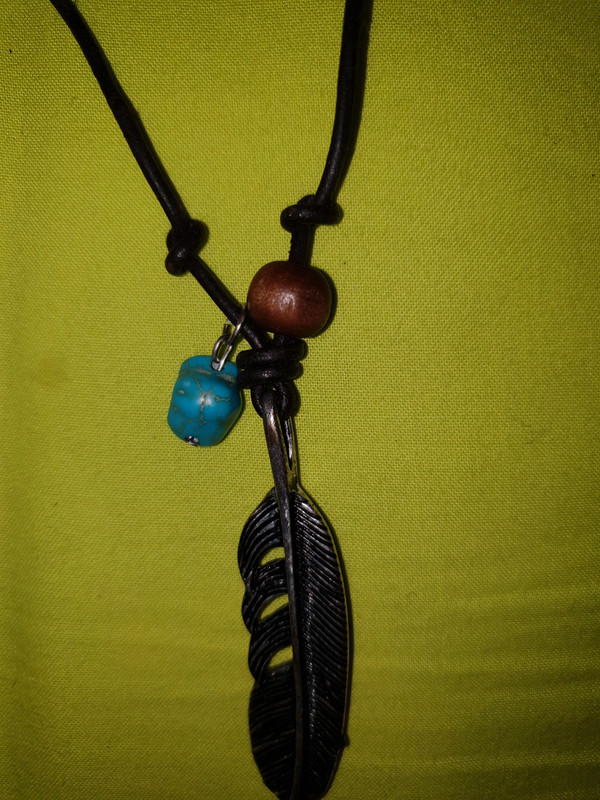 Collier plume  2