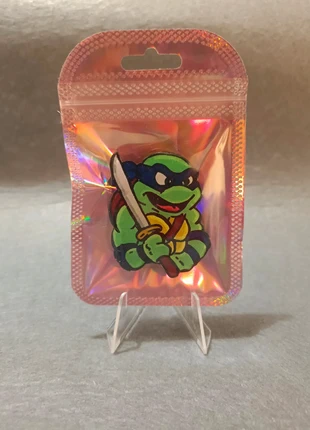🐢 Pin inspirado en las Tortugas Ninja 💚, marca: Tramagrama, estado: Novo sem etiquetas, €4.00, €4.90 inclui Proteção do Comprador