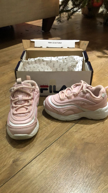 Fila trainers clearance size 1