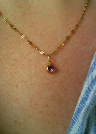 💜🌸 Collier acier inoxydable doré – Médaillon cristal lila, marke: acier inoxydable, zustand: Sehr gut, 8,00 €, 9,10 € beinhaltet Vinted-Käuferschutz Pro