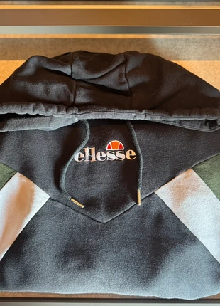 Sweat à capuche Ellesse noir, marke: Ellesse, zustand: Gut, größe: XL, 5,00 €, 5,95 € inklusive Vinted-Käuferschutz