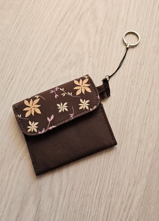 Porte monnaie fleuri, marque: Privée, état: Très bon état, 3,50 €, 4,38 € Protection acheteurs incluse