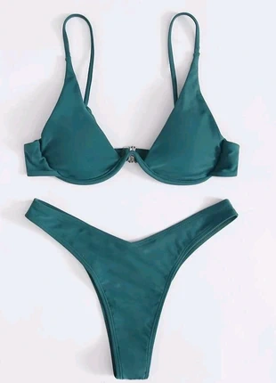 Mono Bikini Set Underwired Bra & High Cut Bottom 2 Piece Bathing Suit costume da bagno, marque: Shein, état: Très bon état, taille: XS / 34 / 6, 4,00 €, 4,90 € Protection acheteurs incluse