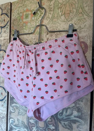 Booty Short fraises, brand: sansnom., condition: Good, size: XS / 34 / 6, €3.00, €3.85 includes Buyer Protection