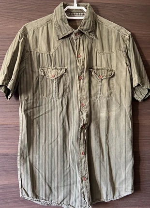 Chemise, marque: Re-Worked, état: Très bon état, taille: M, 1,00 €, 1,75 € Protection acheteurs incluse