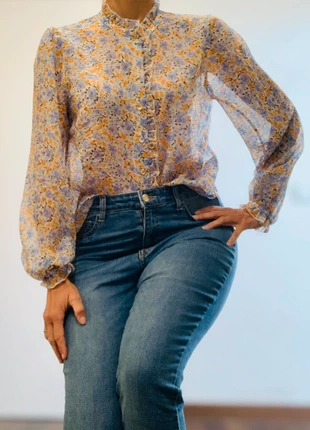 Samsoe Samsoe, floral blouse, M, very good cond., merk: Samsøe Samsøe, staat: Heel goed, maat: M / 38 / 10, € 27,00, € 29,05 inclusief Kopersbescherming