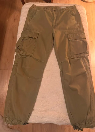 Zara Cargo Pants - Loose Fit - Size 38, marque: Zara, état: Très bon état, taille: M / 38 / 10, 9,90 €, 11,10 € Protection acheteurs incluse