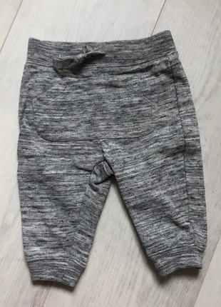 Pantalon , marke: Pat et Ripaton, zustand: Sehr gut, größe: 6-9 Monate / 68, 1,00 €, 1,75 € inklusive Vinted-Käuferschutz