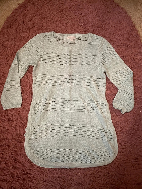 XS New York & company sweater 1