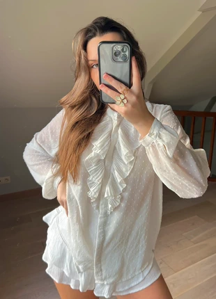 Blouse blanche brodé à volants H&M taille XL/42, marke: H&M, zustand: Sehr gut, größe: XL / 42 / 14, 15,00 €, 16,45 € inklusive Vinted-Käuferschutz