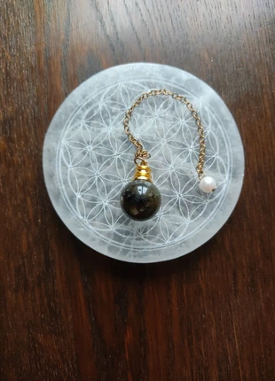 Pendule divinatoire labradorite très bon état, brand: Pierre, condizioni: Ottime, €15.00, €16.45 include la Protezione acquisti