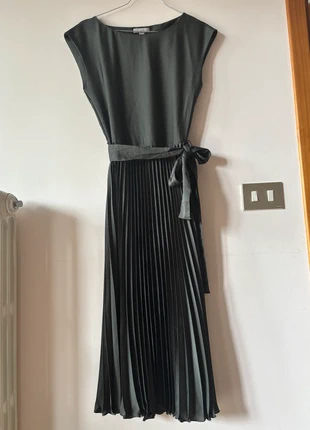 Abito Elegante Verde Taglia 34 – Nuovo – Super Occasione!, merk: H&M, staat: Nieuw zonder prijskaartje, maat: XS / 34 / 6, € 18,00, € 19,60 inclusief Kopersbescherming