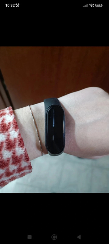 Orologio smartwatch Xiaomi Mi Band 4 con caricatore e cinturini vari colori  unisex