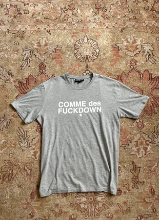 Comme des Fuckdown T-shirt, marke: COMME des FUCKDOWN®, zustand: Sehr gut, größe: L, 15,00 €, 16,45 € inklusive Vinted-Käuferschutz