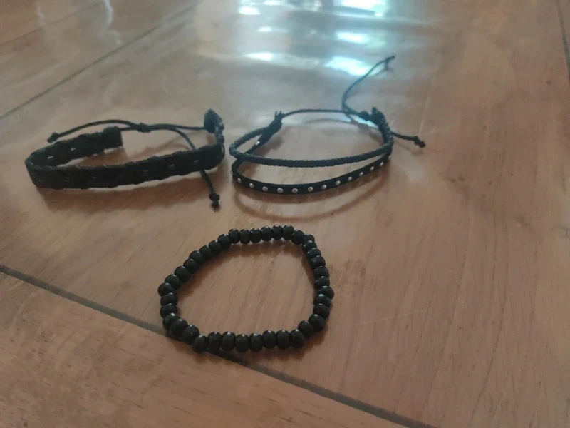 Lot de 3 bracelets noirs