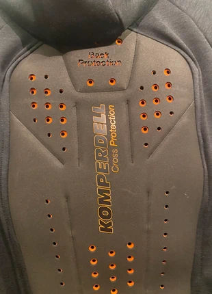 Komperdell back protector vest , brand: KOMPERDELL, condizioni: Nuovo senza cartellino, taglia: L / IT 44 / EU 40, €40.00, €42.70 include la Protezione acquisti