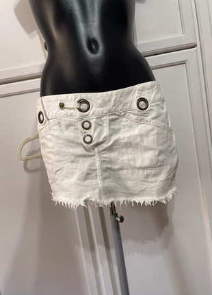 minigonna bianca in denim pepe jeans con borchie – vita bassa, taglia 42/44, marque: Pepe Jeans, état: Très bon état, taille: M / 38 / 10, 19,00 €, 20,65 € Protection acheteurs incluse