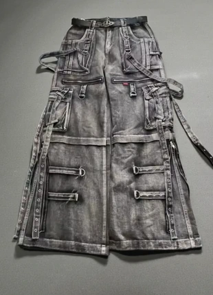 Rare Piece Graue Cargo Techwear Hose mit Straps und Metall Details Streetwear, merk: gothic, staat: Heel goed, maat: M, € 79,95, € 84,65 inclusief Kopersbescherming
