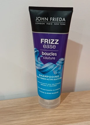 Shampoing John Frieda Frizz ease boucle voiture, marque: John Frieda, état: Neuf avec étiquette, 5,00 €, 5,95 € Protection acheteurs incluse