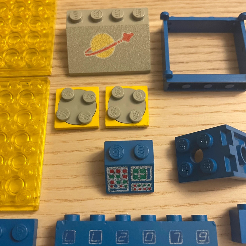 Lego space parts uit 6970 3