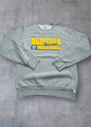 Sweat Russel Athletics University Markesan Hornets VolleyBall Boxy Fit gris 250 - Taille S, marke: Russel Athletic, zustand: Sehr gut, größe: S, 24,00 €, 25,90 € beinhaltet Vinted-Käuferschutz Pro