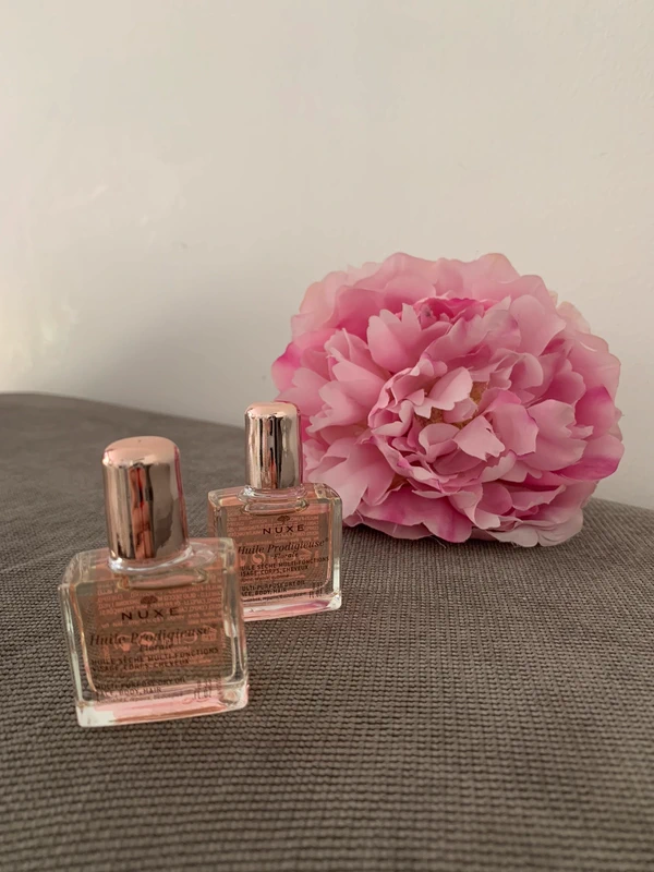 Lot de 2 huiles prodigieuse florale neuves