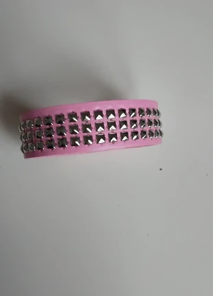 Bracelet clouté, état: Neuf sans étiquette, 6,00 €, 7,00 € Protection acheteurs incluse