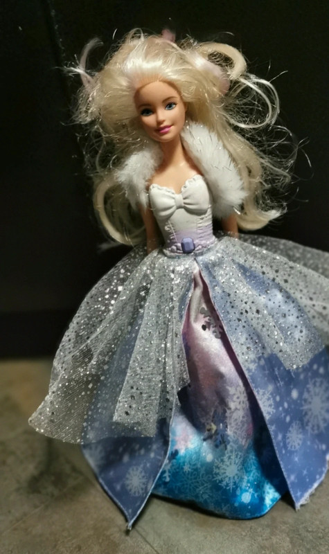 Poupée Barbie Princesse Flocons