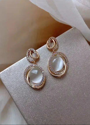 Crystal Moonstone Earrings – Perfect Gift Idea, marque: CHIC, état: Neuf sans étiquette, 4,00 €, 4,90 € Protection acheteurs incluse