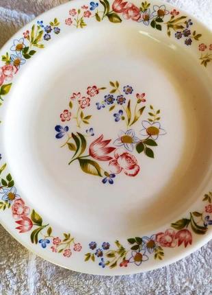 6 assiettes creuses Arcopal fleurs champêtres, marque: Arcopal, état: Très bon état, 9,00 €, 10,15 € Protection acheteurs incluse