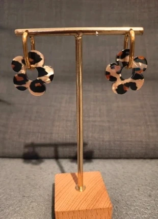 Boucles d'oreilles couleur or avec fleurs léopard, marque: acier inoxydable, état: Très bon état, 9,00 €, 10,15 € Protection acheteurs incluse