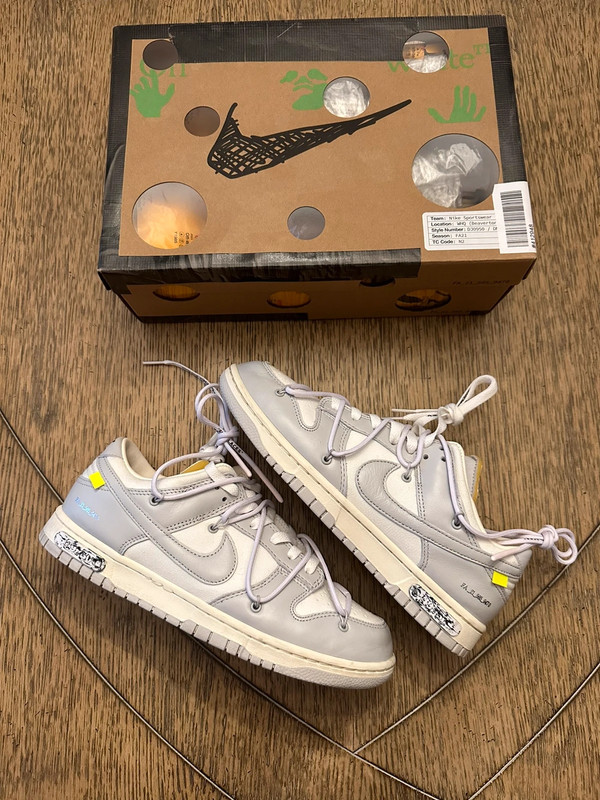 Nike x Off White Dunk low « lot 49 » Japan exclusive.