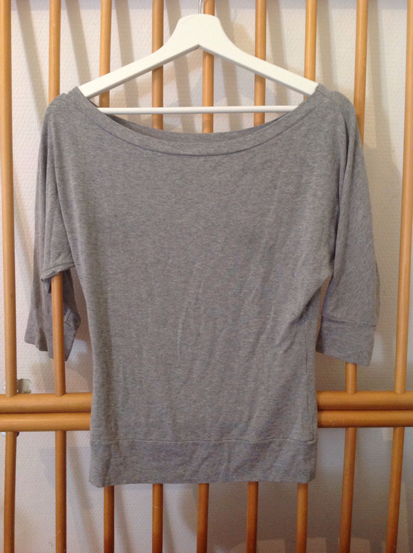 Pull fin gris