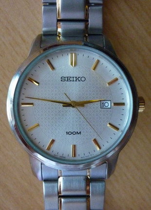 Seiko Quarz Uhr Bicolor 100M 6N42 00G0 Vinted