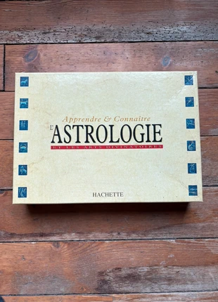 Jeu Hachette sur l’astrologie vintage, brand: Collection, condition: Very good, €15.00, €16.45 includes Buyer Protection