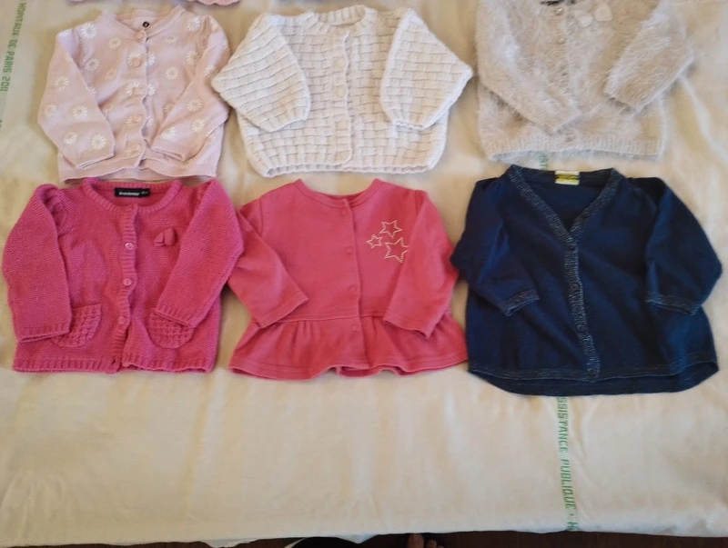 Lot gilet 6 mois fille - photo numéro 3