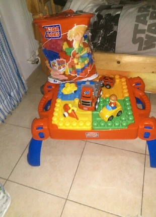 Lego Duplo+table, marque: LEGO, état: Très bon état, taille: 12-18 mois / 80 cm, 18,00 €, 19,60 € Protection acheteurs incluse